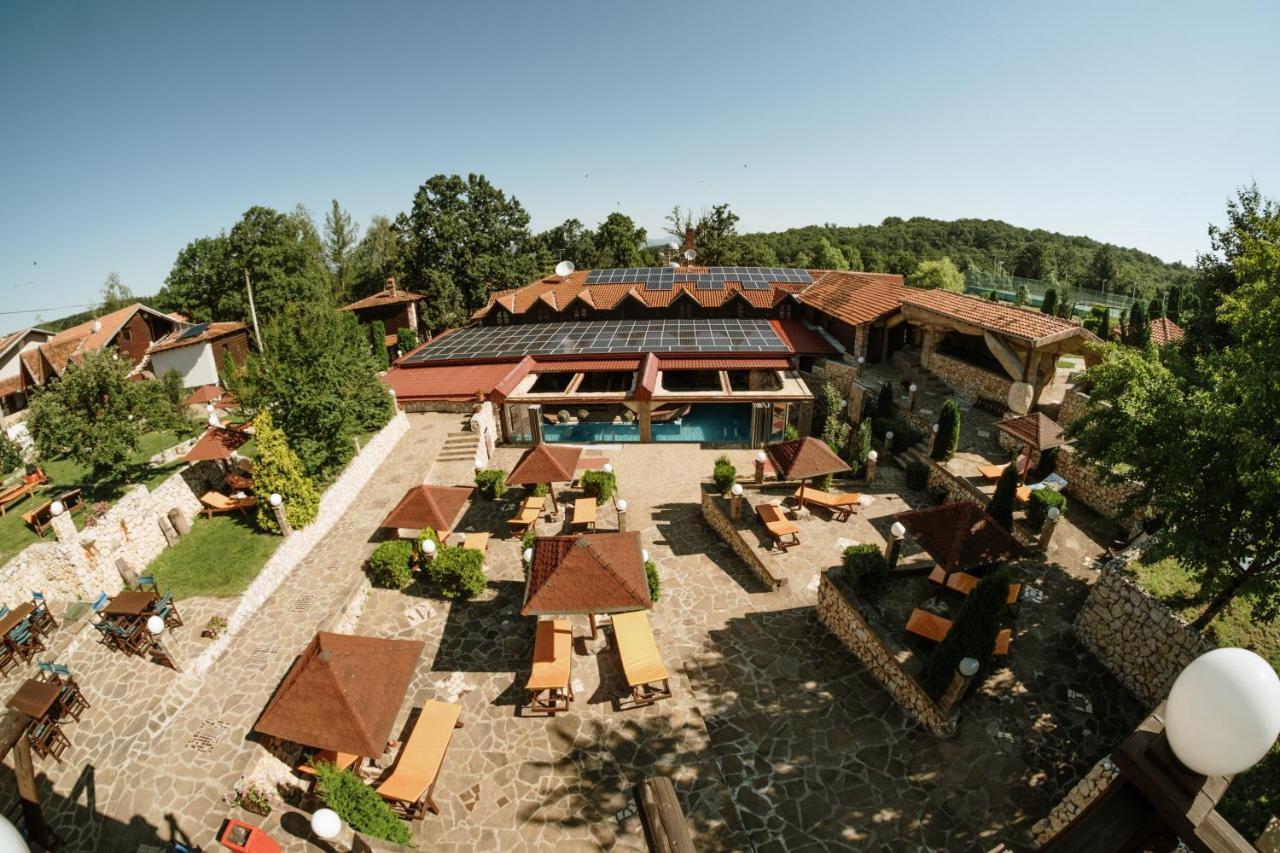 Hotel Etno Centar Balasevic Boljevac Exteriör bild