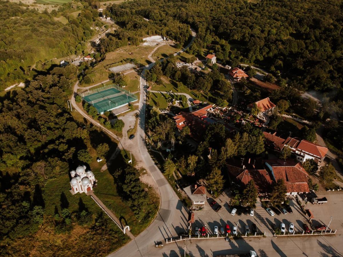 Hotel Etno Centar Balasevic Boljevac Exteriör bild