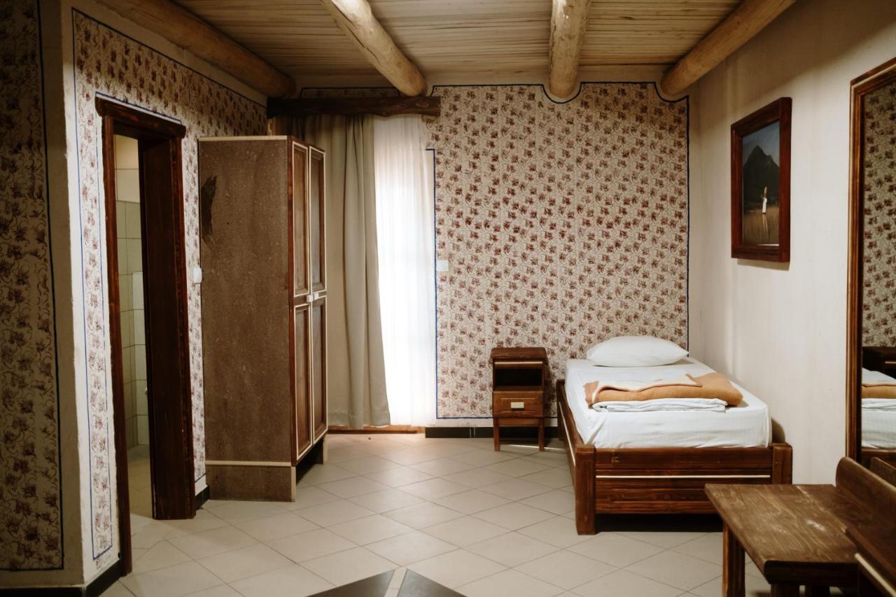Hotel Etno Centar Balasevic Boljevac Rum bild