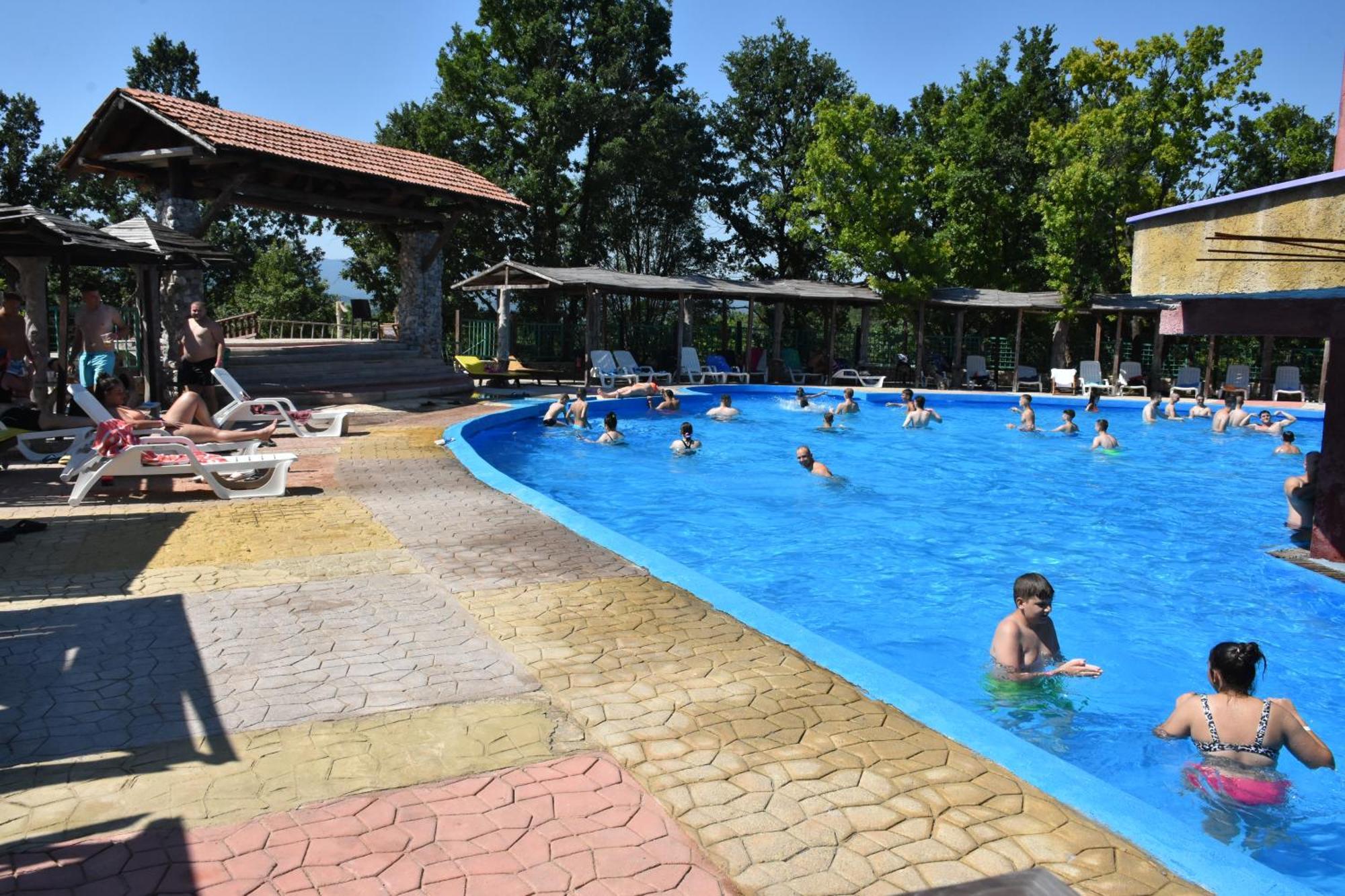 Hotel Etno Centar Balasevic Boljevac Exteriör bild